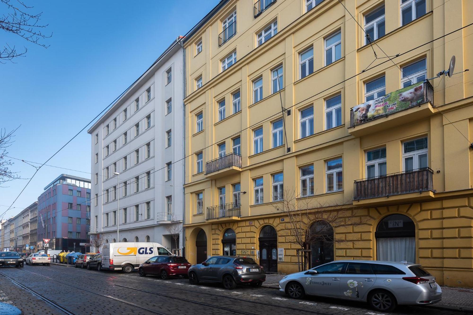 Sunny Safron Apartment Prag Eksteriør billede